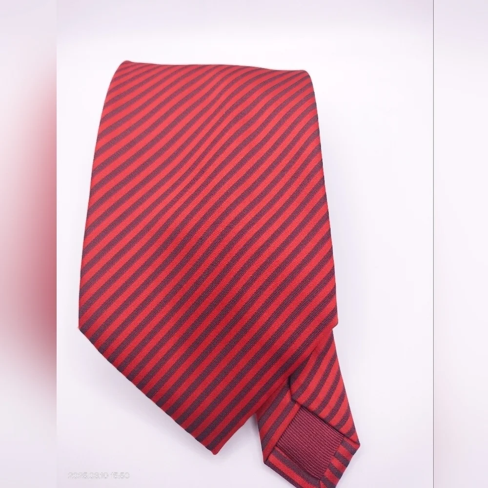 Lavin Men's Silk Necktie Tie Made In Italy Formal Red Striped Handsewn